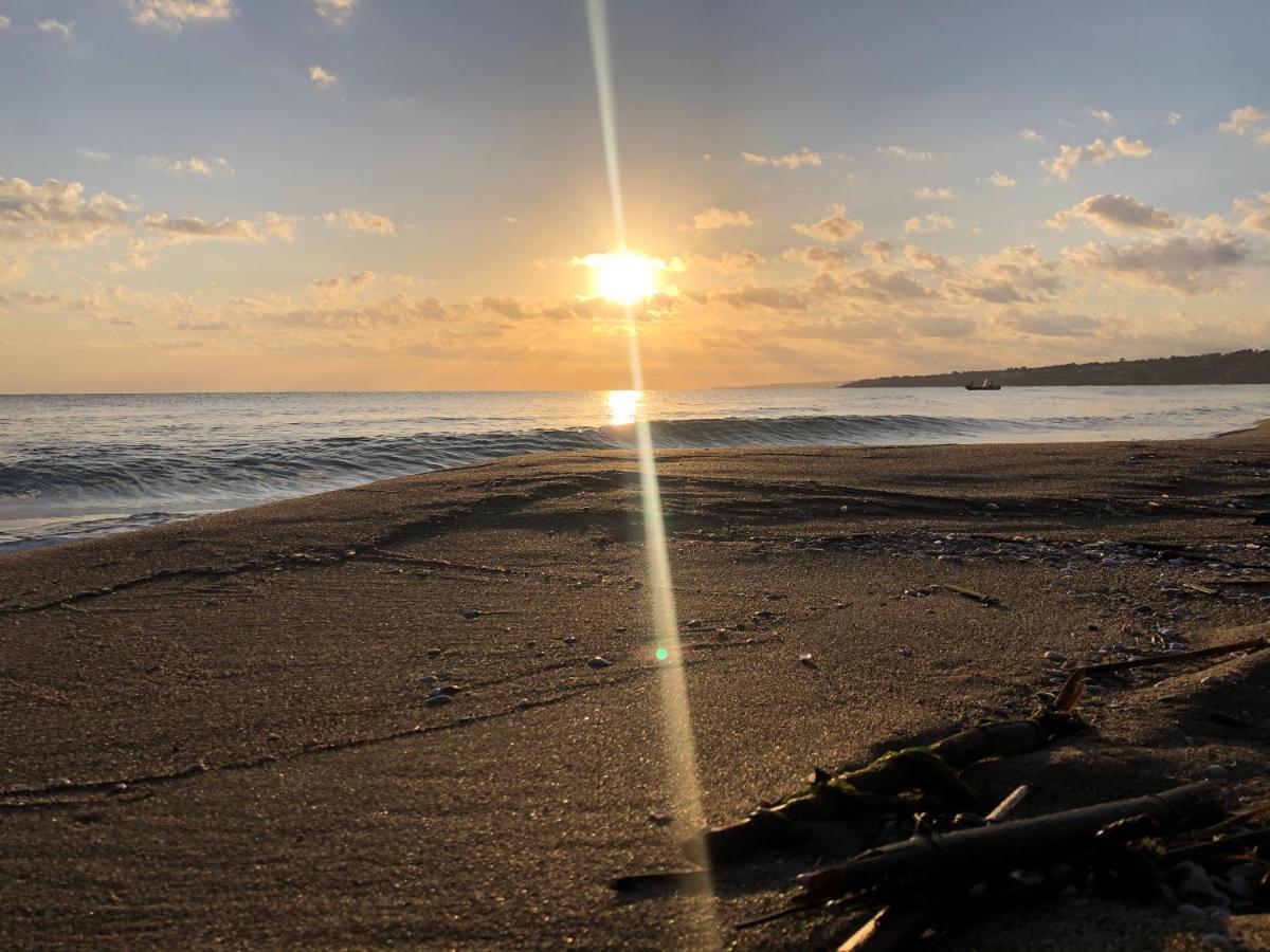 Vila Paradiso Fronte Mare Agnone Bagni Exteriér fotografie